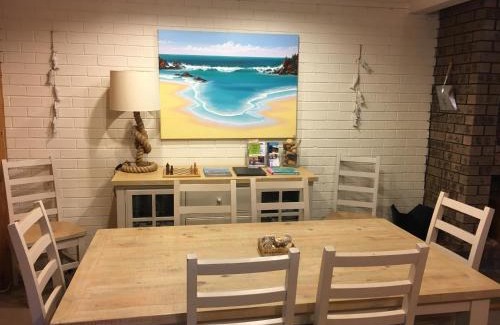 Batehaven House | The Retreat on Matthew