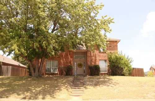 Cedar Hill House | The Retreat on the Hill