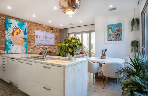Parkside House | The Retreat @ Parkside