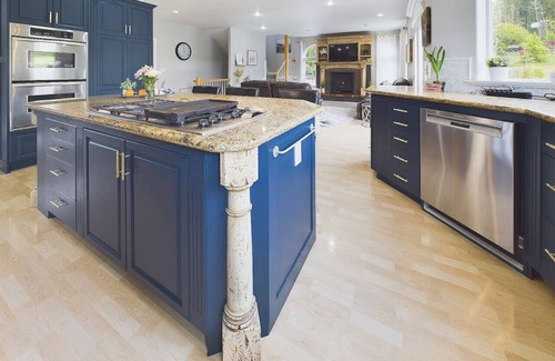 Philomath House | The Ridge PNW with hot tub!