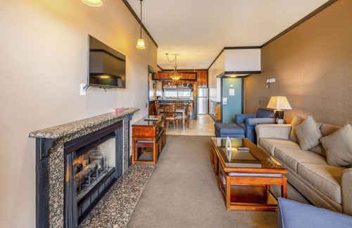 Tahoe Village Apartment | The Ridge Sierra