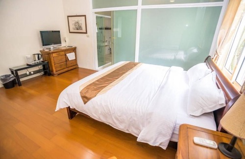 Puli House | The Rippling Vale Masion of Hot Spring