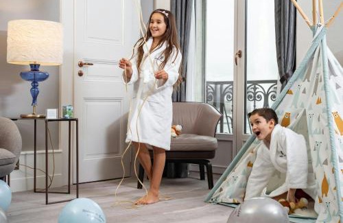Downtown Geneva Hotel | The Ritz-Carlton Hotel de la Paix, Geneva