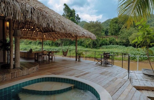 Mae Taeng Villa | The River Flows Kued Chang Camp