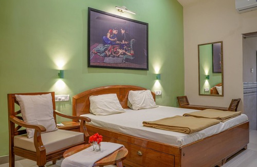 Amarnath Hotel | The Riverstone Agro Farm