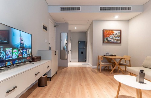 Ben Nghe Apartment | The Rixx Lancaster