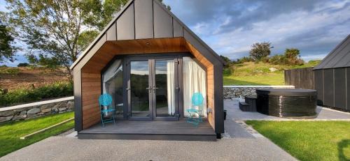Newry Resort | The Rocks - Luxury Glamping Resort