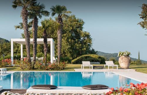 Albisano House | The Romantic Dependance in Luxury Villa