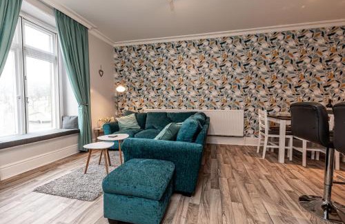 Buxton Apartment | The Rooftop