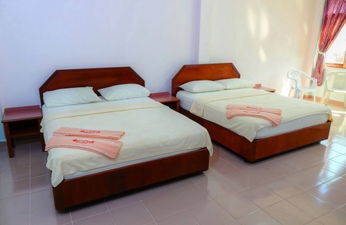 Kampung Bakau House | The Room Concept Homestay