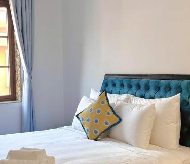 An Thoi Hotel | The Room Hotel - Starbucks