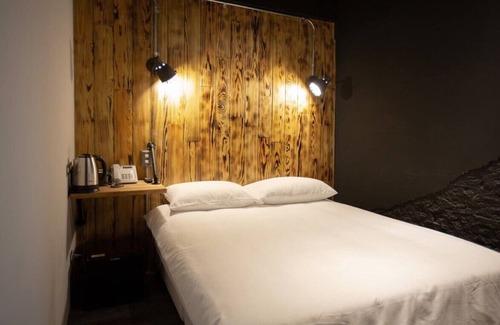 Zhongshan Hotel | The Rooms Inn
