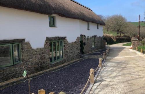 Georgeham House | The Root House