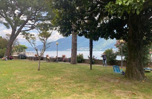 Vignola Apartment | The Rose - Apartment Front lake