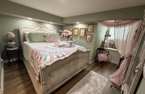 Guthrie Apartment | The Rose Cottage at The Carriage House