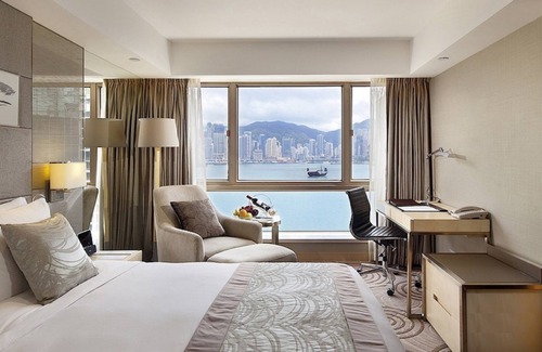 Tsim Sha Tsui Hotel | The Royal Garden