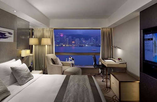 Tsim Sha Tsui Hotel | The Royal Garden