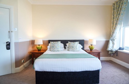 Whitley Bay Hotel | The Royal Hotel