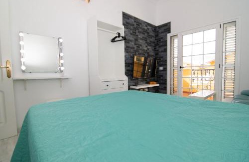 Castillo del Romeral House | The Safe Point Suites Castillo