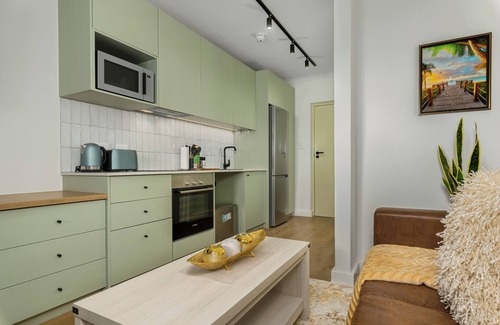 Sea Point Apartment | The Sage | Chic Studio in Vibrant Sea Point | Views | WIFI