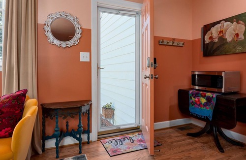 Wilmington House | The Salty Peach, A Sweet Retreat