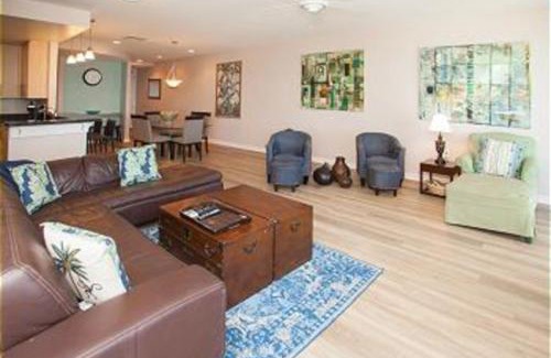 Sandbridge Apartment | The Sanctuary - Adam's Escape B307