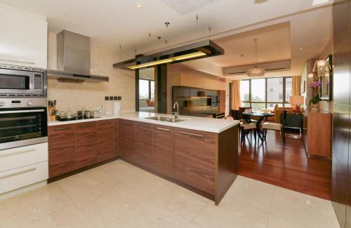 Gaobeidian Hotel | The Sandalwood Beijing Marriott Executive Apartments