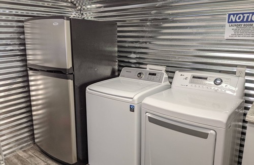 Brices Creek Cabin | The Sanderling Tiny Cabin Water Access/Private Shared dock