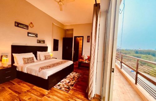 Jashpurnagar Hotel | The Sapphire Resort 1,2,3 bedrooms villas available in omaxe vrindavan - A Four Star Luxury Resort