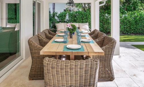 Southside Villa | The Sapphire Villa - LUX 5 Bed