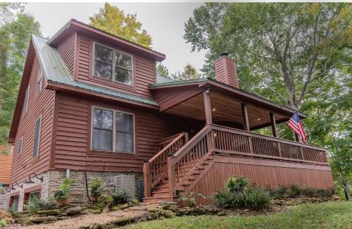 Fountain Run House | The Shady Pine at Barren River Lake, Kentucky
