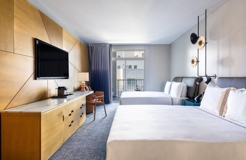 Lucerne - Higuera Hotel | The Shay Hotel