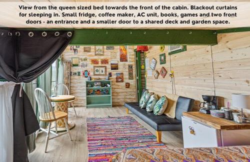 Missoula House | The Shed w Garden Views, pet friendly, Hot Tub