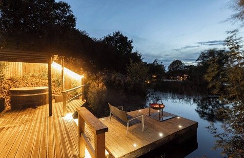 Thorpe House | The Shepherds Hut at Bridge Lake Farm & Fishery