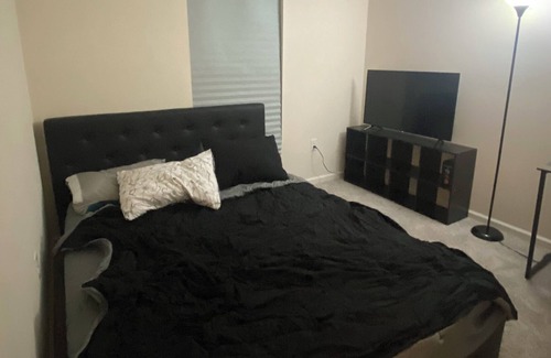 Xenia House | The Shmoe Abode