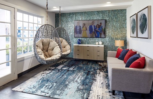 Beach Barber Tract Hotel | The Shoal La Jolla Beach