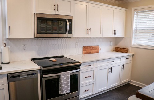 Swansboro House | The Shore House, with private boat access in neighborhood