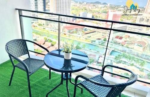 Bunga Paya Pantai Apartment | The Shore l Luxury 3BR l 6-9pax l Direct Mall Access l City Centre l Melaka River l Jonker Street by Jay Stay Management