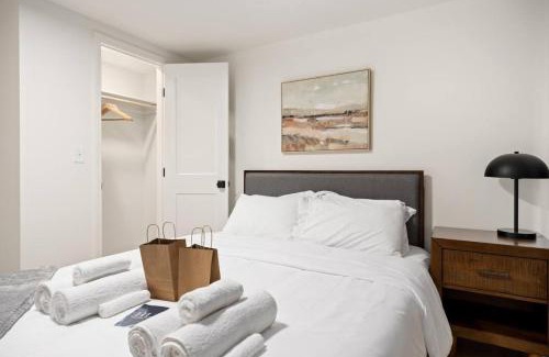 Morton Apartment | The Silo 7 - 2 FULL BA Double Delight