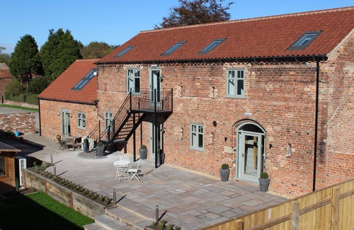 Barnetby House | The Smithy - 1 bedroom self-catered cottage apartment