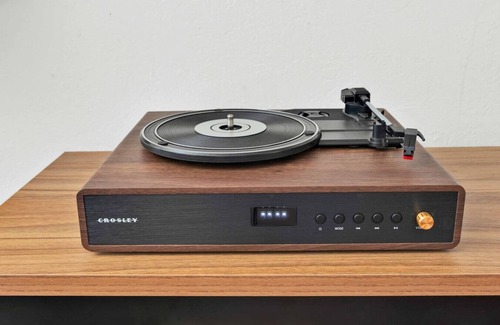 Redding House | The Songbird 99 - Pool, Hot Tub, Pet Friendly, EV