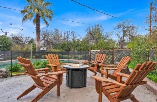 Redding House | The Songbird 99