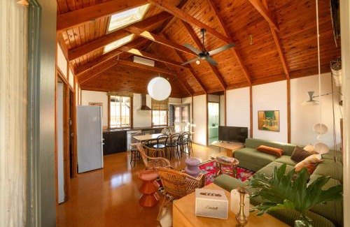 Huskisson Villa | The South Coast Sandcastles, Three Cabin Compound