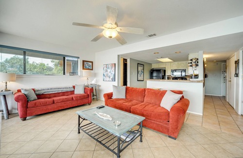 Briarcliff Condo | The South Shore of Lake Travis: Spicewood Condo