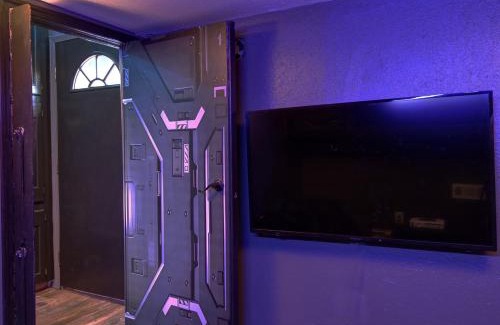 Broken Arrow House | The Space Place Family-Friendly Cosmic-Themed Getaway Near Attractions in Broken Arrow, Oklahoma