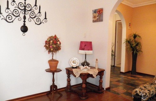 Hillarys Bed & Breakfast | The Spanish Guesthouse, Private Rooms