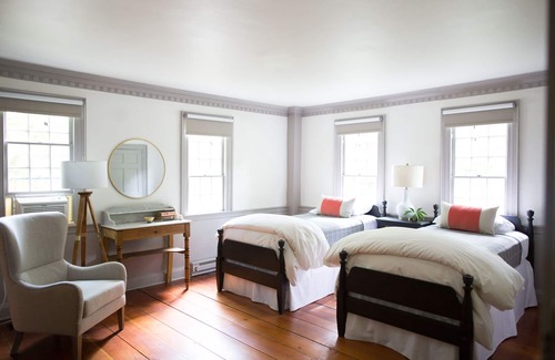 Westport Hotel | The Squire Tarbox Inn