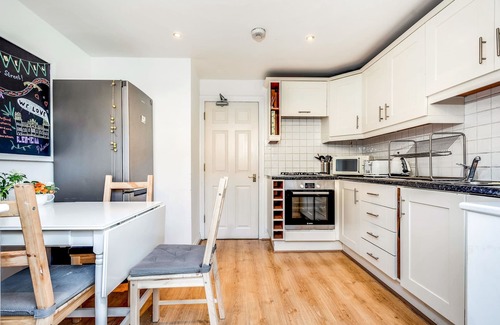 Oxford House | The St Clements Townhouse 3 Bedroom Bijou Central