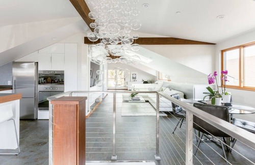 Emeryville Apartment | The Stargazer | Executive Suite | Urban Oasis