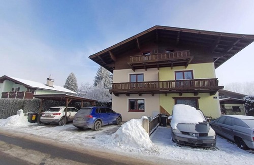 Schuttdorf House | The Steinbock Lodge with garden and bbq
